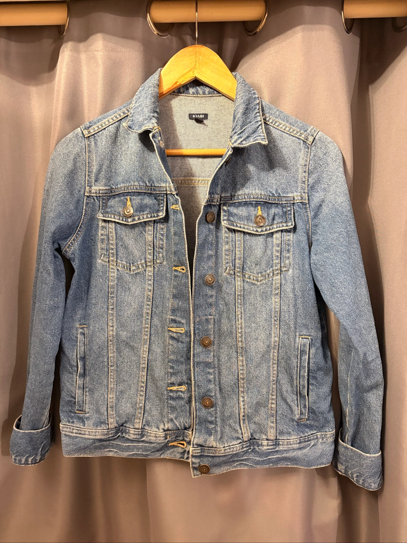 Veste en jean - taille S - très bon état - tendance 
